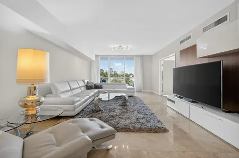 45 Hendricks Isle Fort Lauderdale FL 33301