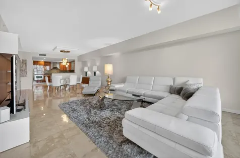 45 Hendricks Isle Fort Lauderdale FL 33301