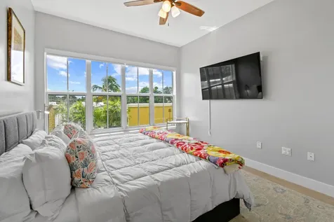 3940 N Flagler Drive West Palm Beach FL 33407