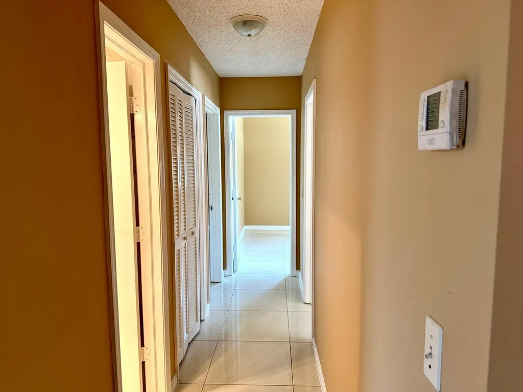 1235 Rowayton Circle Wellington FL 33414