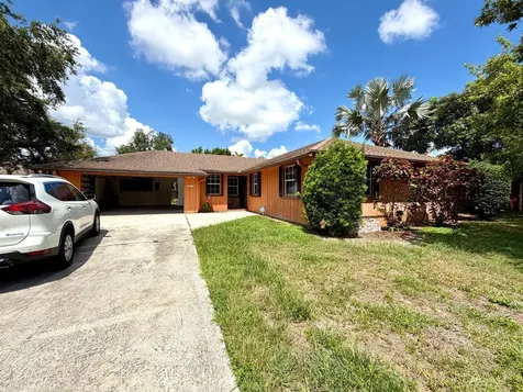 1235 Rowayton Circle Wellington FL 33414