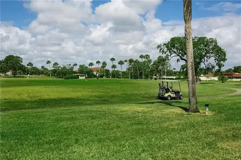 53 Woodland Drive Vero Beach FL 32962