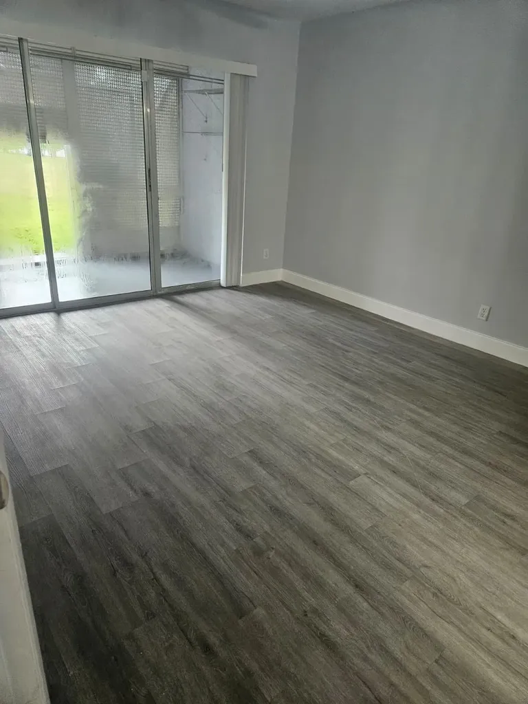 7355 Woodmont Terrace Tamarac FL 33321