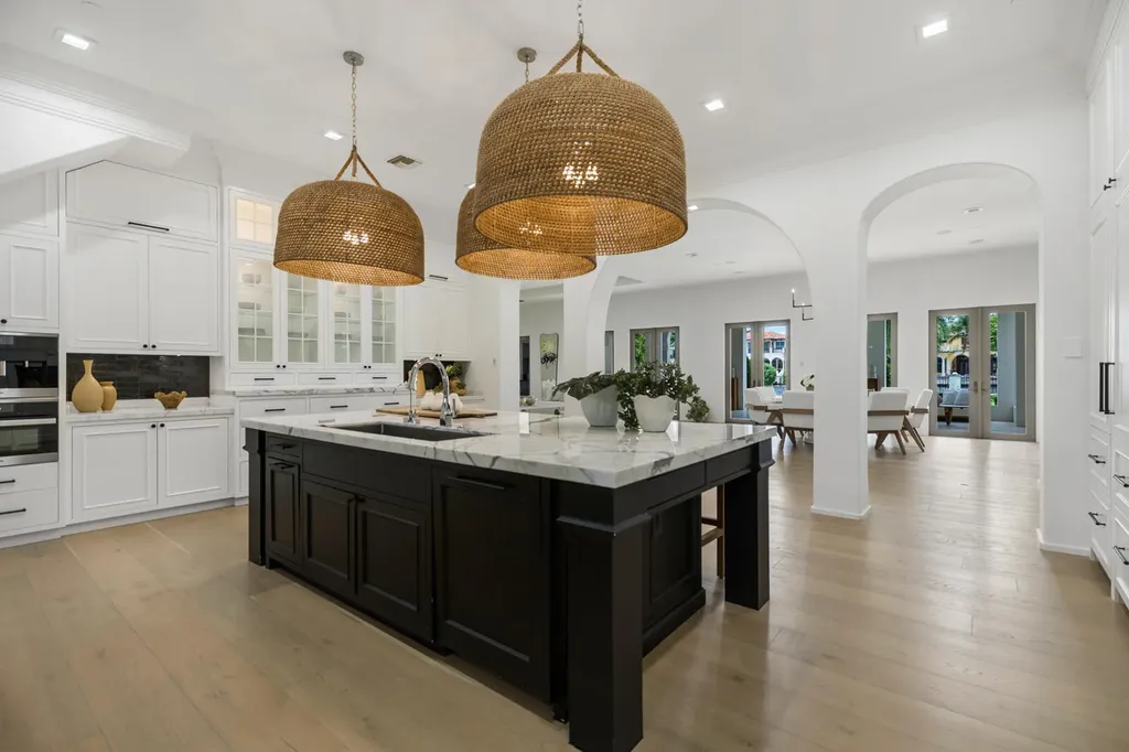 1207 Spanish River Road Boca Raton FL 33432