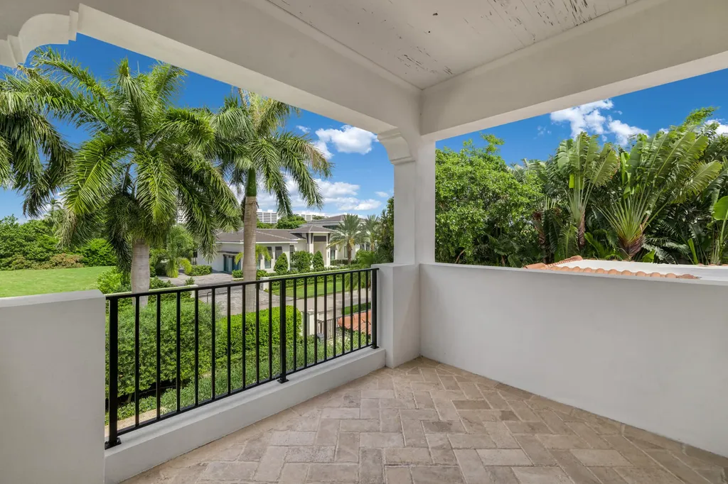 1207 Spanish River Road Boca Raton FL 33432