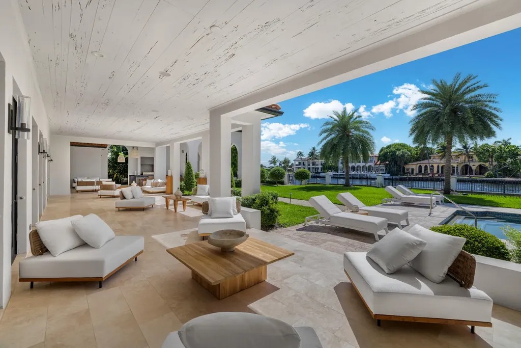 1207 Spanish River Road Boca Raton FL 33432
