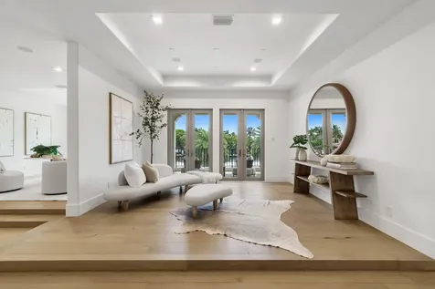 1207 Spanish River Road Boca Raton FL 33432