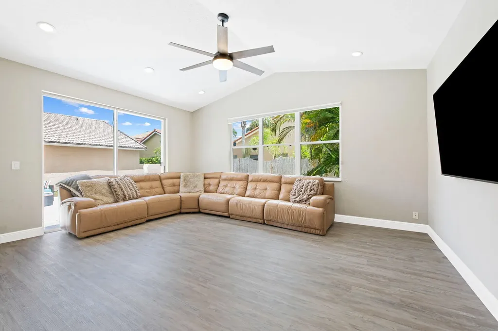 11038 Harbour Springs Circle Boca Raton FL 33428
