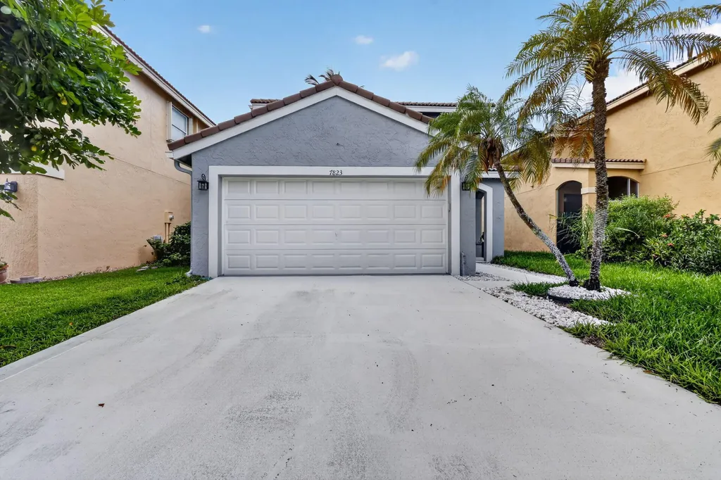 7823 Springfield Lake Drive Lake Worth FL 33467
