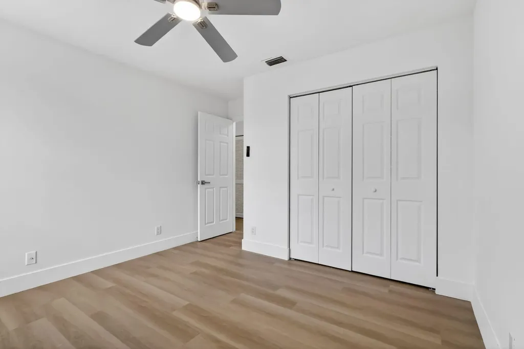 7823 Springfield Lake Drive Lake Worth FL 33467