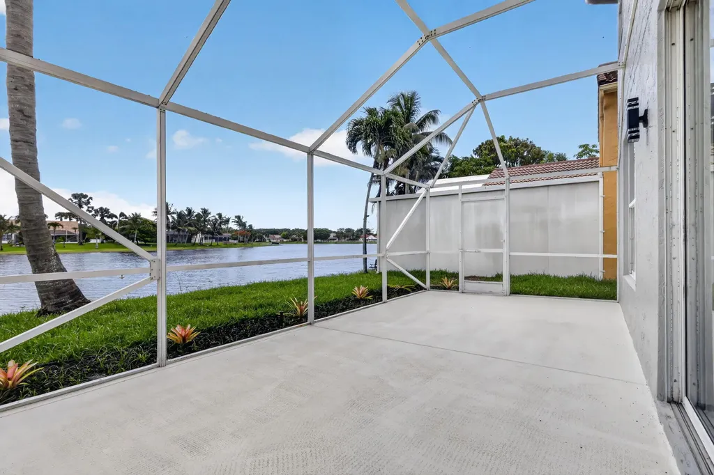 7823 Springfield Lake Drive Lake Worth FL 33467