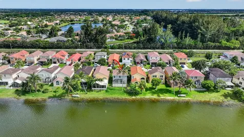 7823 Springfield Lake Drive Lake Worth FL 33467