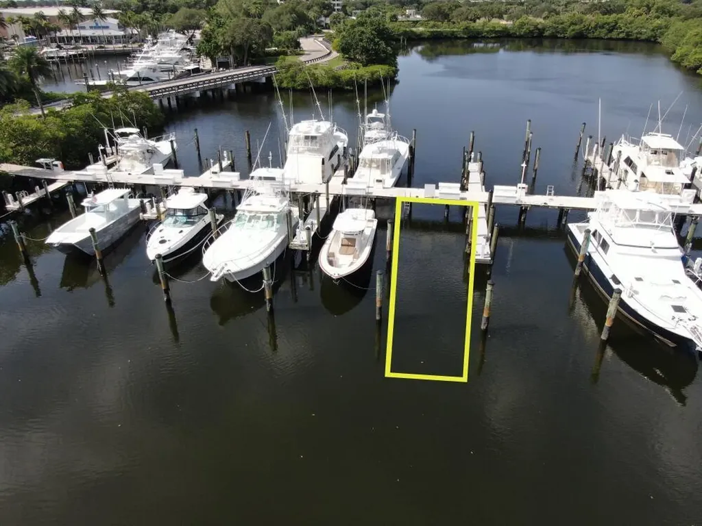 3232 Casseekey Island Road Jupiter FL 33477