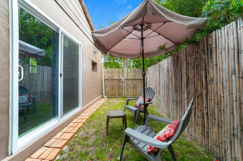 1535 Dewey Street Hollywood FL 33020