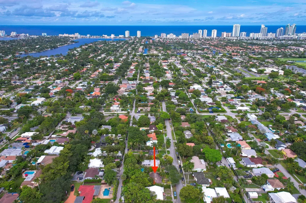 1535 Dewey Street Hollywood FL 33020
