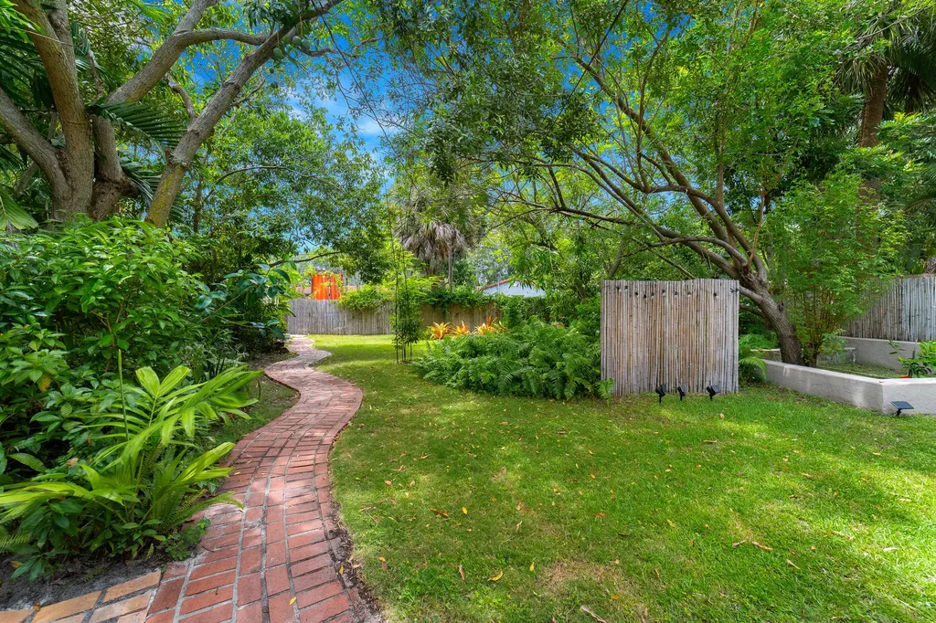 1535 Dewey Street Hollywood FL 33020