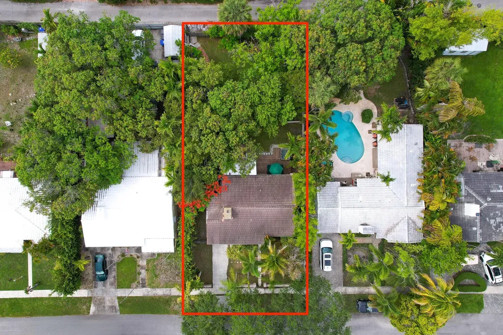 1535 Dewey Street Hollywood FL 33020
