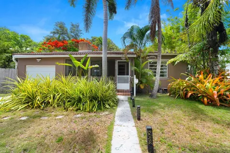 1535 Dewey Street Hollywood FL 33020