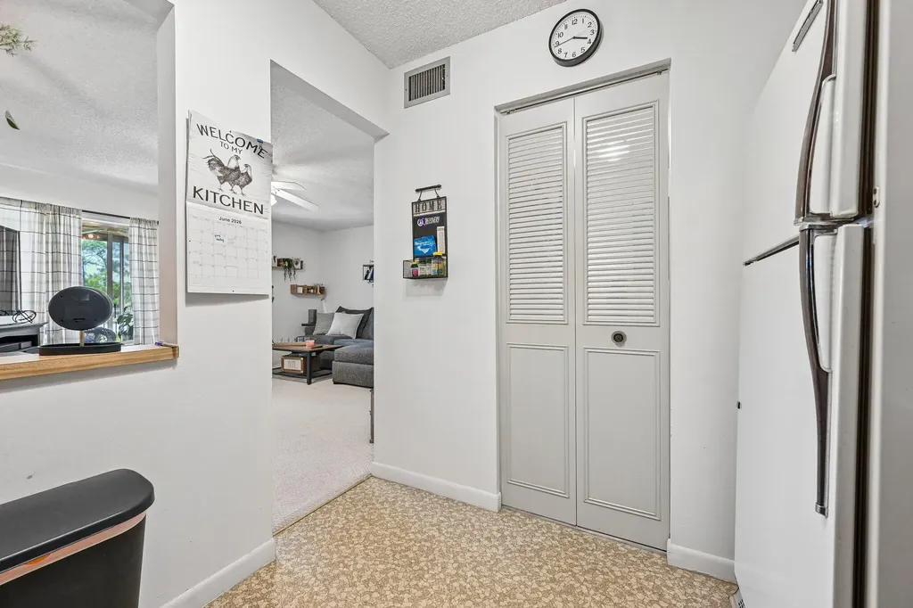 5901 Whispering Pine Way Greenacres FL 33463