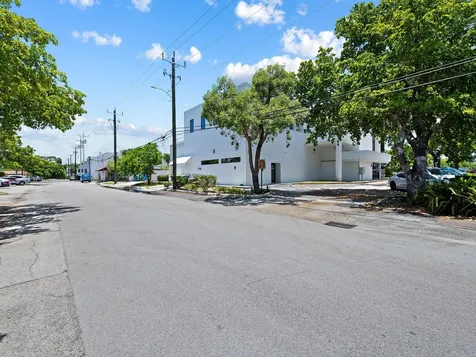 1471 NE 26th Street Wilton Manors FL 33305