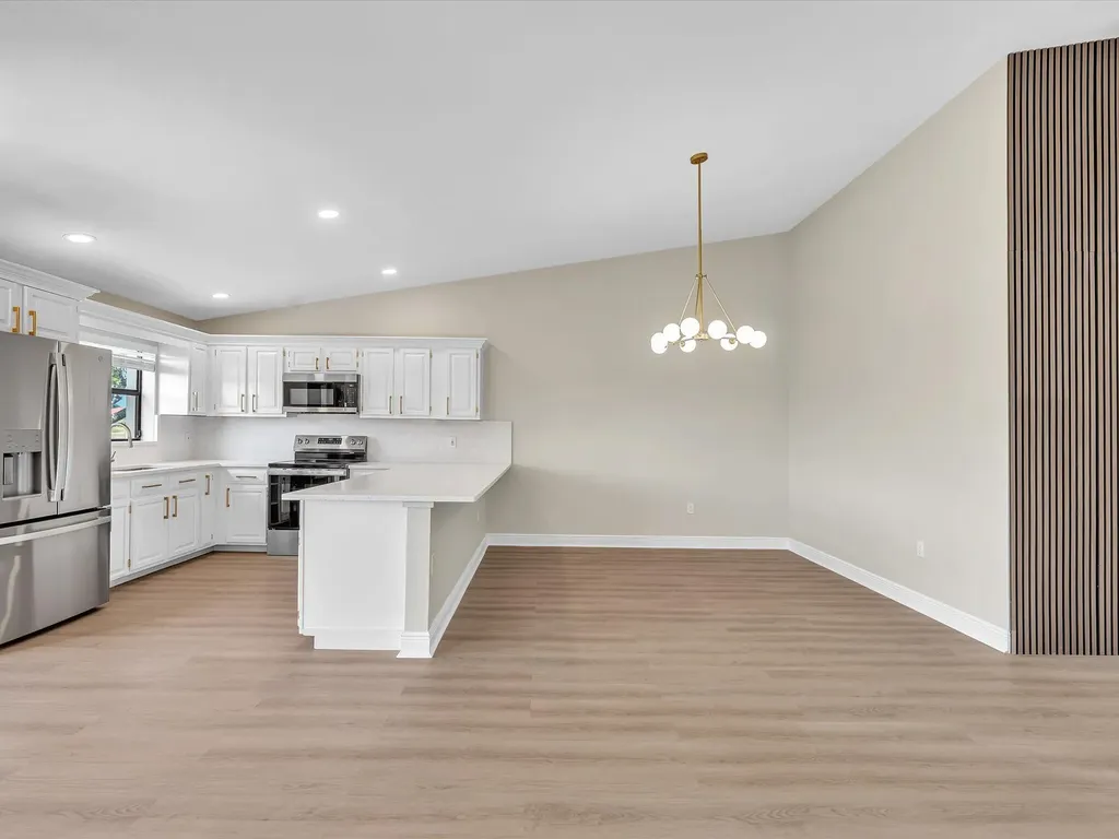 2627 Emerald Way N Deerfield Beach FL 33442