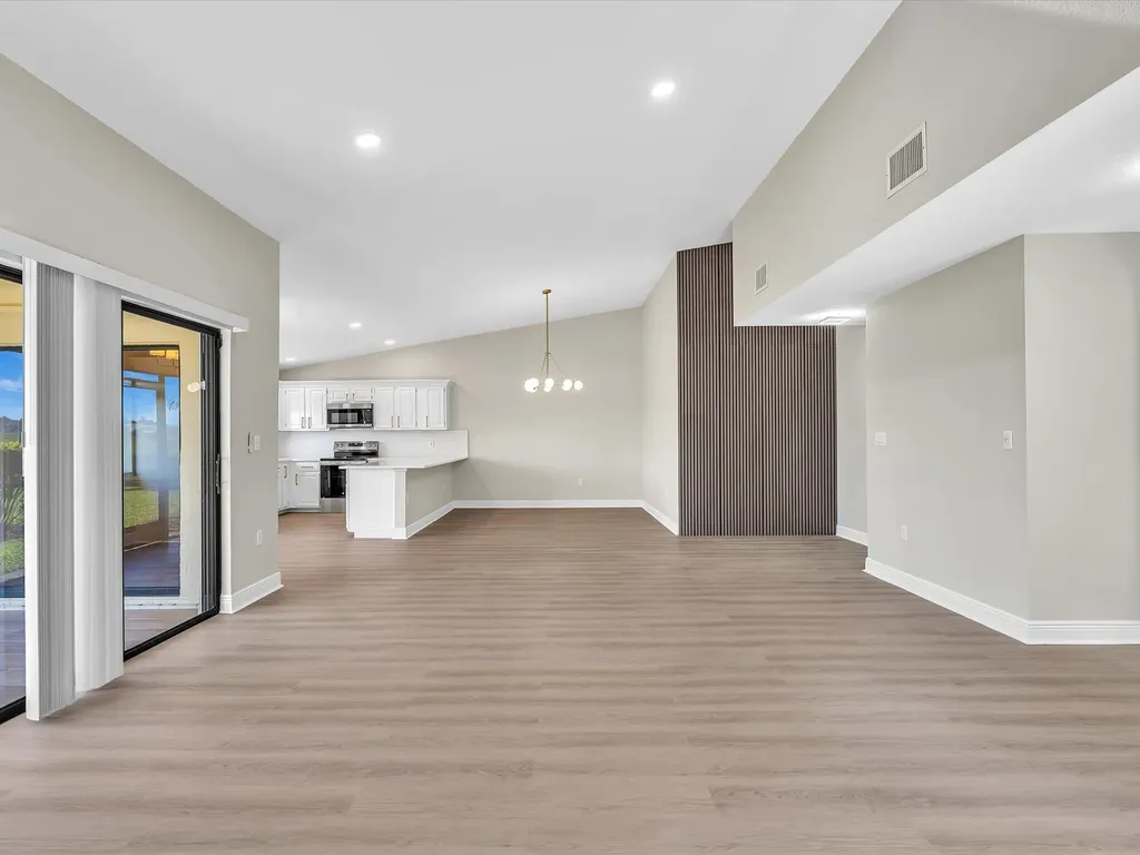 2627 Emerald Way N Deerfield Beach FL 33442