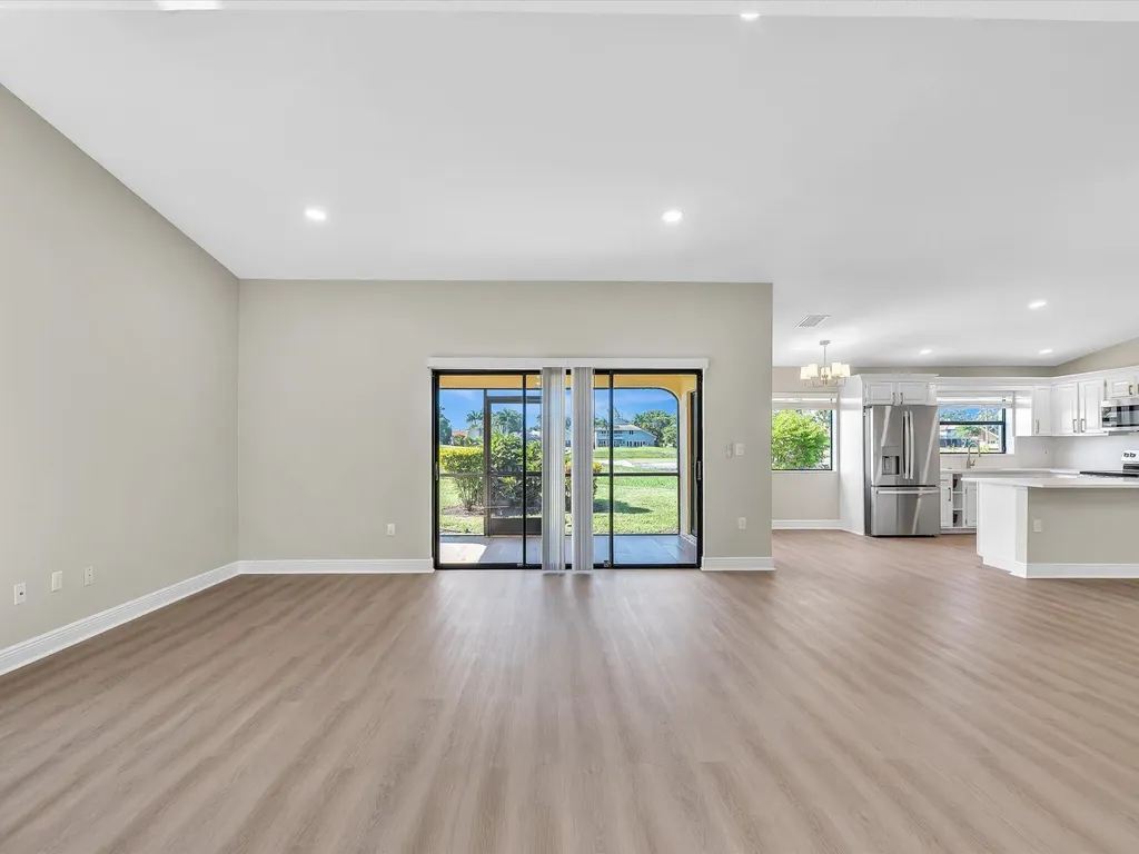 2627 Emerald Way N Deerfield Beach FL 33442