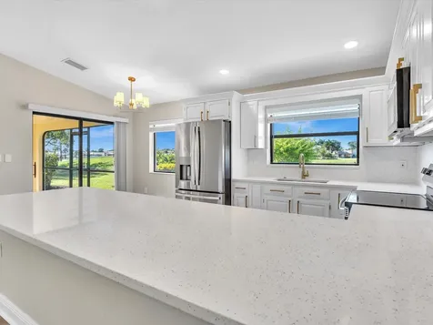 2627 Emerald Way N Deerfield Beach FL 33442