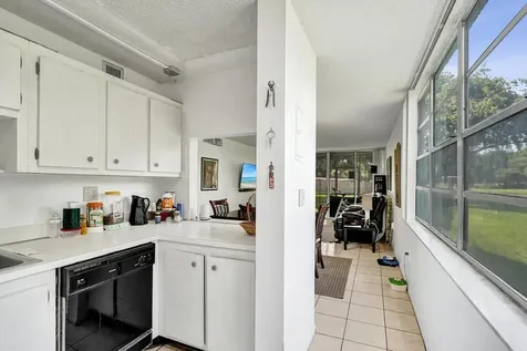 9430 Tangerine Place Davie FL 33324