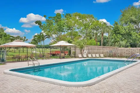9430 Tangerine Place Davie FL 33324