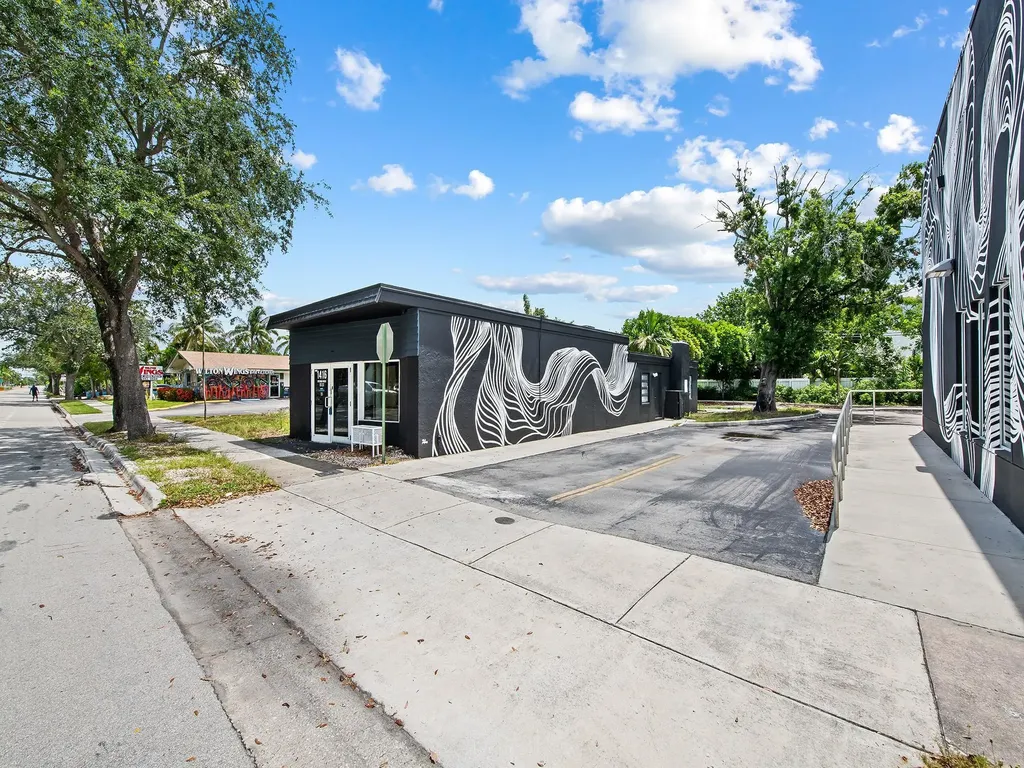 1416 NE 4th Avenue Fort Lauderdale FL 33304