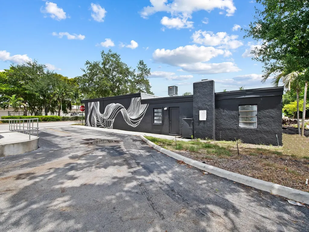 1416 NE 4th Avenue Fort Lauderdale FL 33304