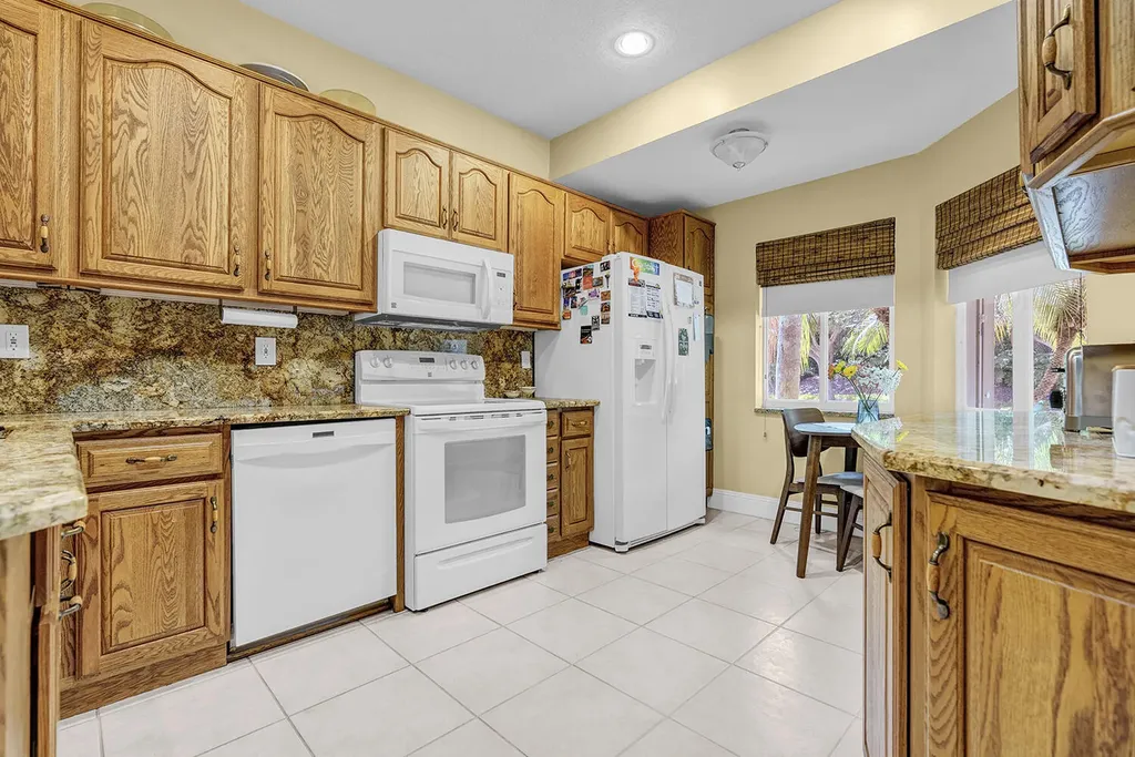 12573 NW 56th Drive Coral Springs FL 33076