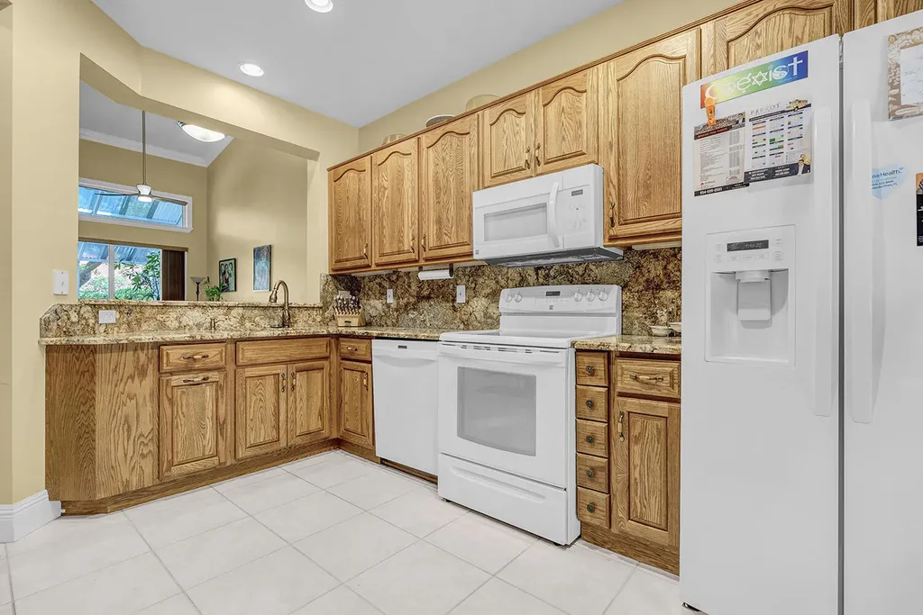 12573 NW 56th Drive Coral Springs FL 33076
