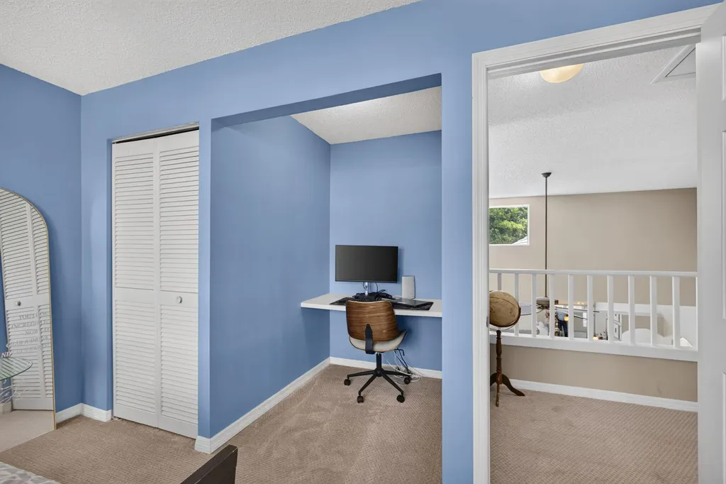33 Selby Lane Palm Beach Gardens FL 33418