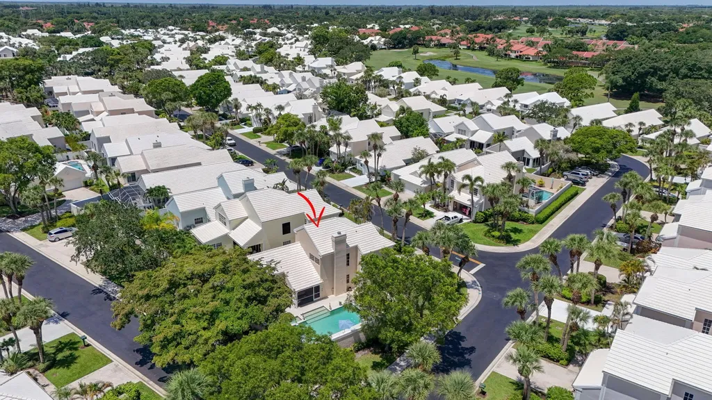 33 Selby Lane Palm Beach Gardens FL 33418