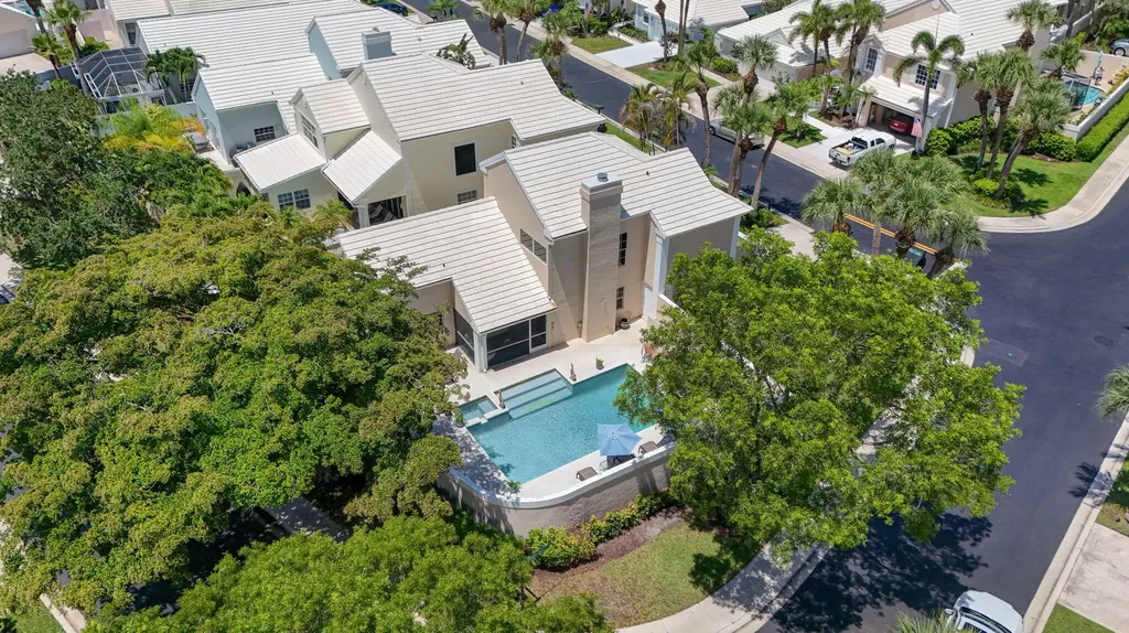 33 Selby Lane Palm Beach Gardens FL 33418