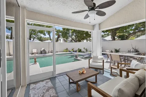 33 Selby Lane Palm Beach Gardens FL 33418