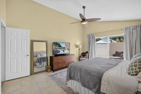 33 Selby Lane Palm Beach Gardens FL 33418
