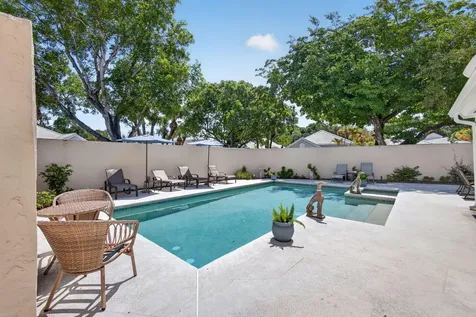 33 Selby Lane Palm Beach Gardens FL 33418