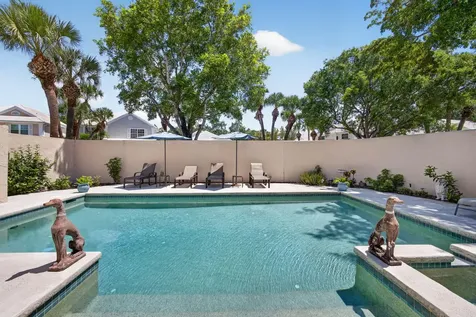 33 Selby Lane Palm Beach Gardens FL 33418