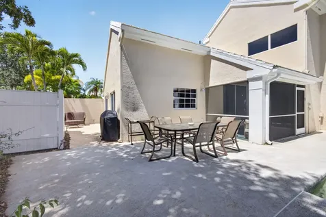 33 Selby Lane Palm Beach Gardens FL 33418