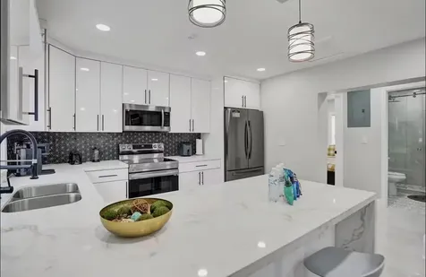 1701 Jefferson Street Hollywood FL 33020