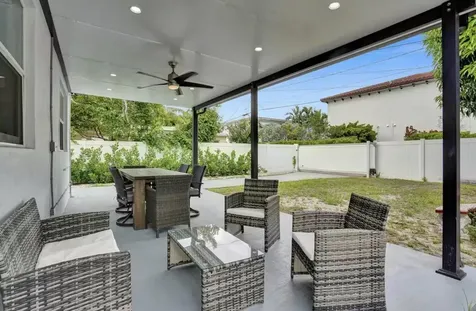 1701 Jefferson Street Hollywood FL 33020