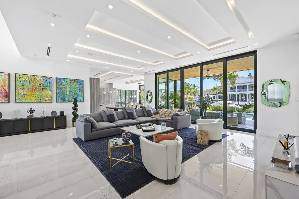 2863 NE 27th Street Fort Lauderdale FL 33306