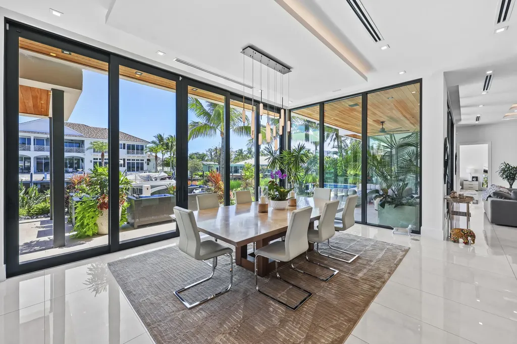 2863 NE 27th Street Fort Lauderdale FL 33306