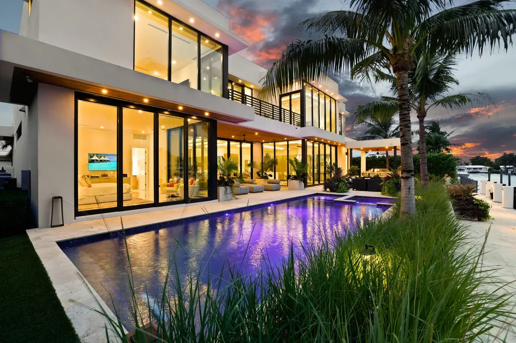 2863 NE 27th Street Fort Lauderdale FL 33306