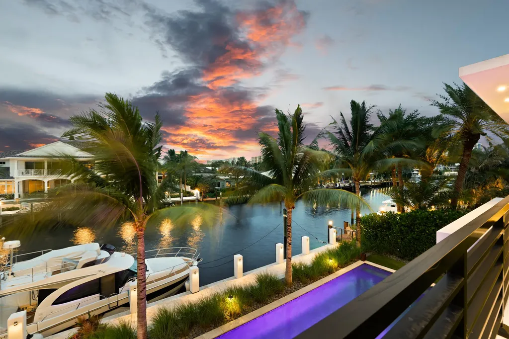 2863 NE 27th Street Fort Lauderdale FL 33306