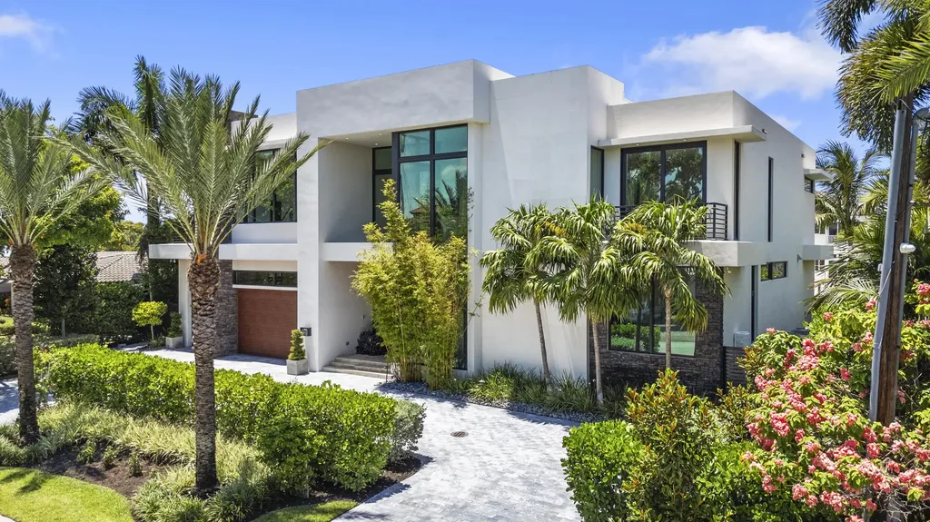 2863 NE 27th Street Fort Lauderdale FL 33306