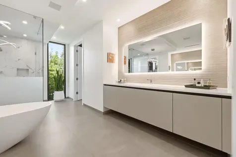2863 NE 27th Street Fort Lauderdale FL 33306